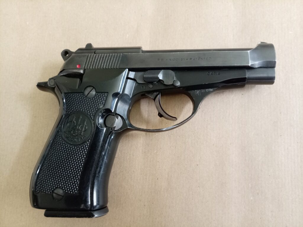 BERETTA PISTOLA SEMIAUTO MOD. 81 CAL. 7,65 BROW.