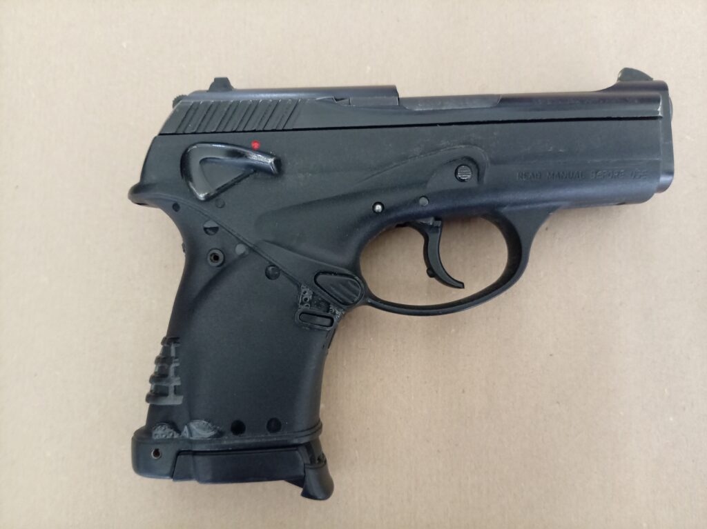 BERETTA PISTOLA SEMIAUTO MOD. 9000/S CAL. 40 S&W.