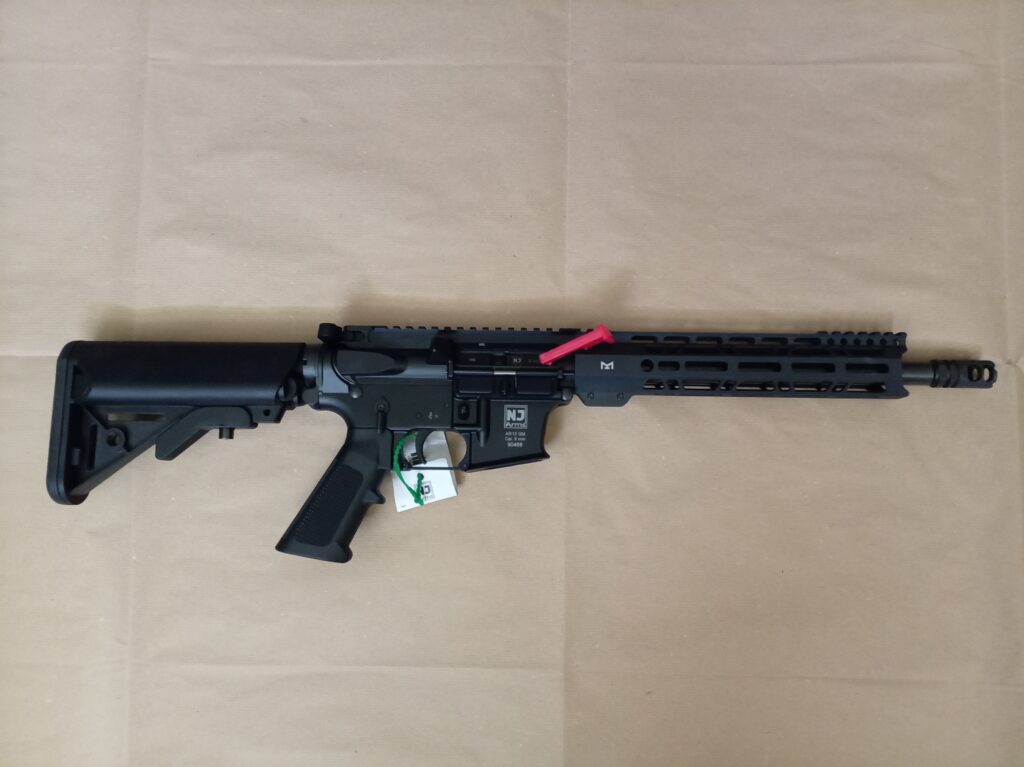 NUOVA IAGER CARABINA AR15.CAL.9X21