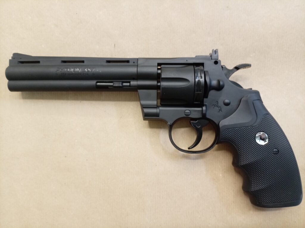 UMAREX REVOLVER COLT CO2 CAL. 4,5 6".